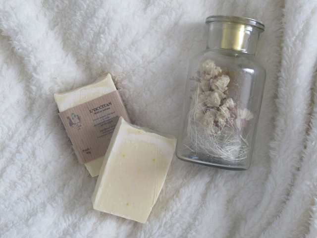 L&#039;Occitan : savon local aux huiles de tournesol et colza, au miel, à la cire d&#039;abeille et au safran