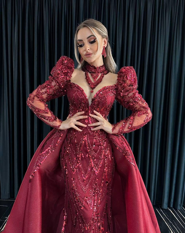 Robe de Mariée Sirène Col V à Paillettes / Réf : RMS07