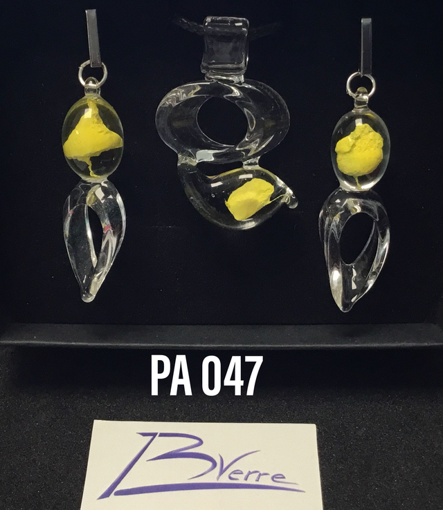 Parure pendentif et boucles d’oreilles réf PA 047