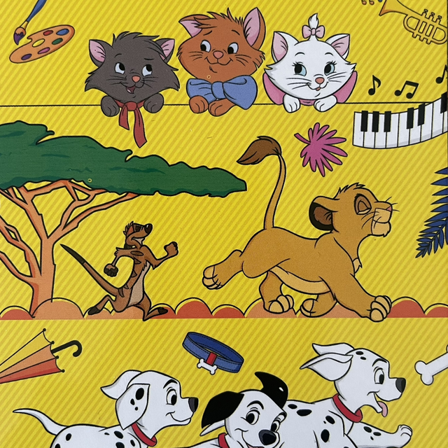 Saint Nicolas Aristochats, roi lion, 101 dalmatiens 