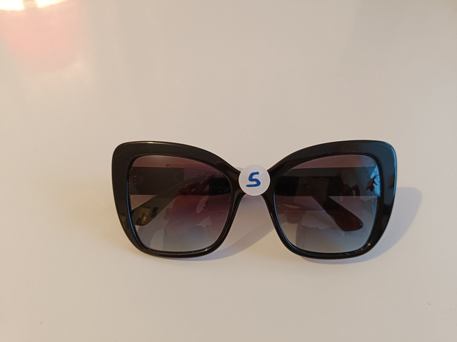 N°5 - Dolce &amp; Gabbana 4348 F (54/20)