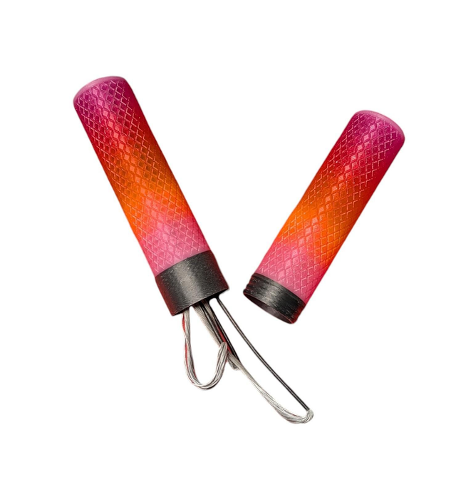 Sparkly Hot Pink and Reds String Tube ©