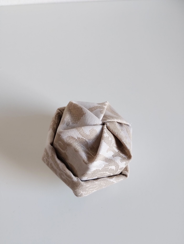 Jewelry Box, Twist Silk box, Beige White Color, Floral Pattern Ring box , Italian Fabric Ring Pillow, Wedding Ring Box