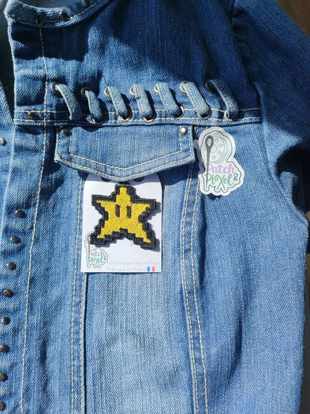 Etoile façon pixel art patch brodé 