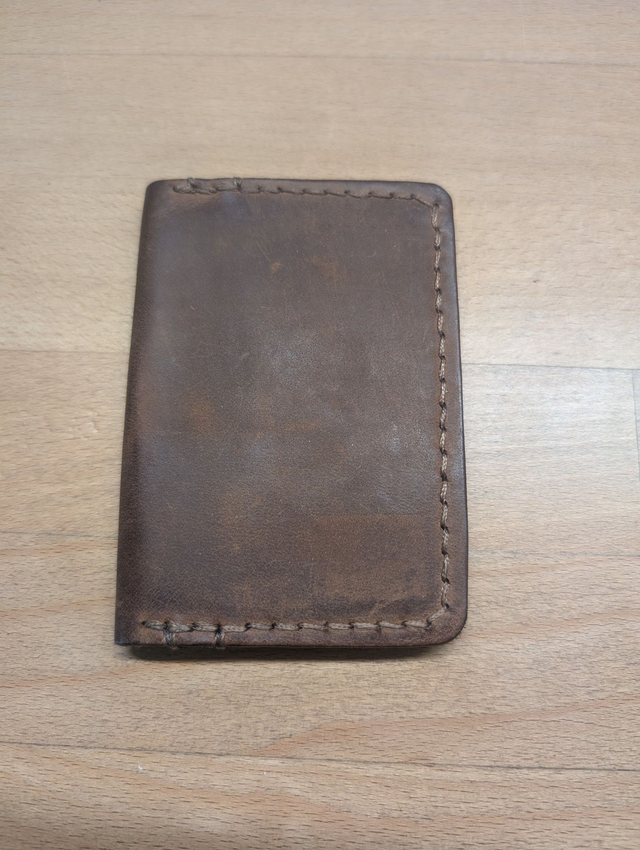 Porte carte 4 emplacements.