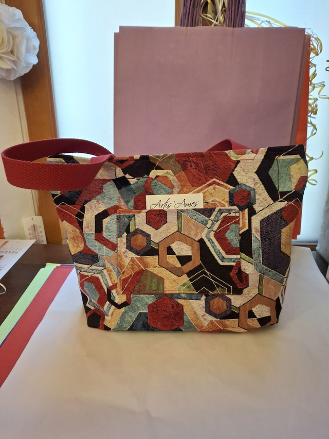 Cabas XXL Motifs géométriques rouge bleu ocre