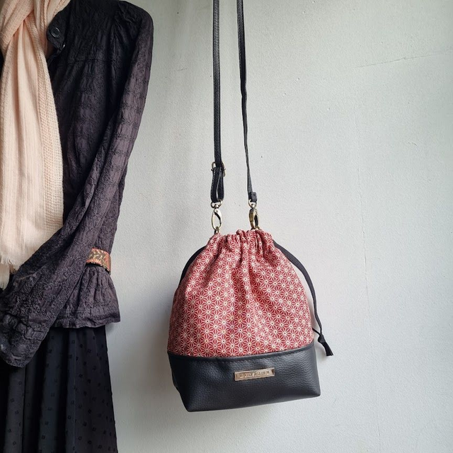 Baluchon "Asanoha" rouge & simili cuir noir