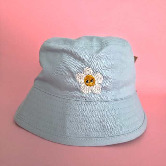 Smiling Flower - Embroidered bucket hat for children