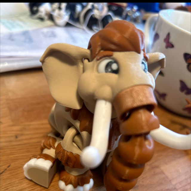 Woolly Mammoth - Articulated.