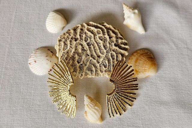 Boucles d&#039;oreilles Demi-soleil en doré