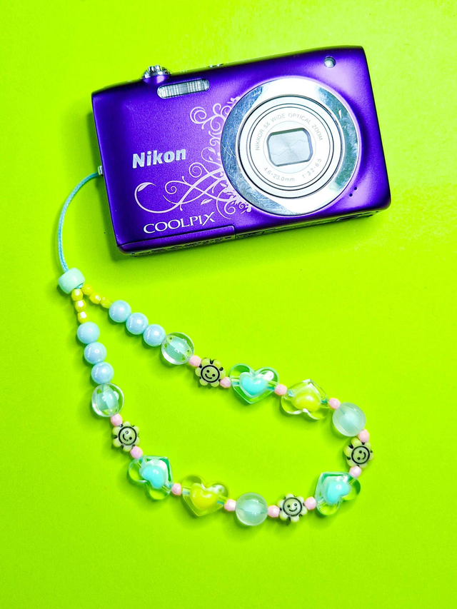 Cool Kids Accessorize vol.3 rannenauha puhelimeen/kameralle, Bubblegum Sunshine