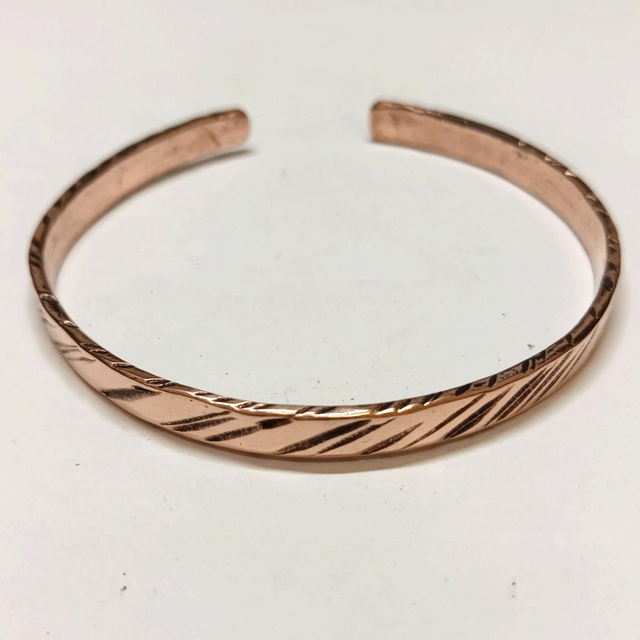 Bracelet jonc Cuivre martelé tigre 