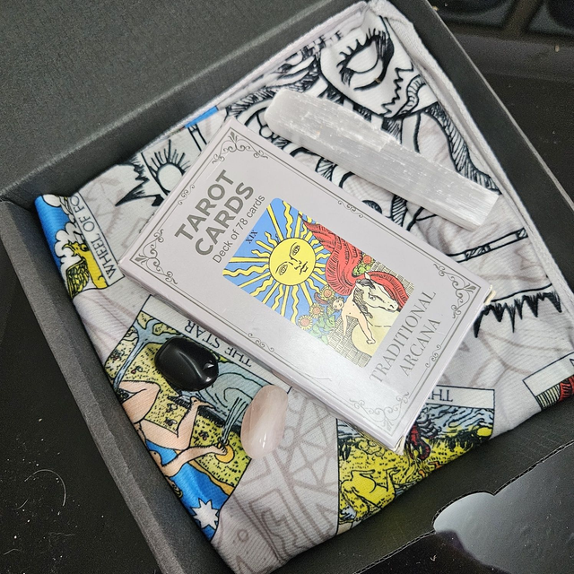 Tarot Gift Set  