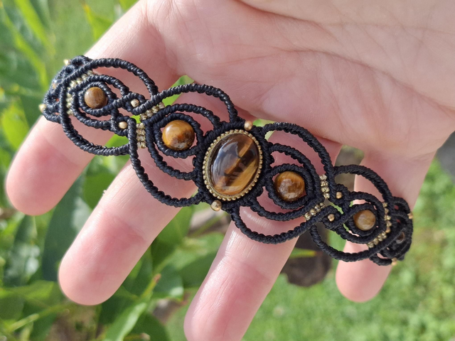 Semie-Manchette / Oeil de Tigre