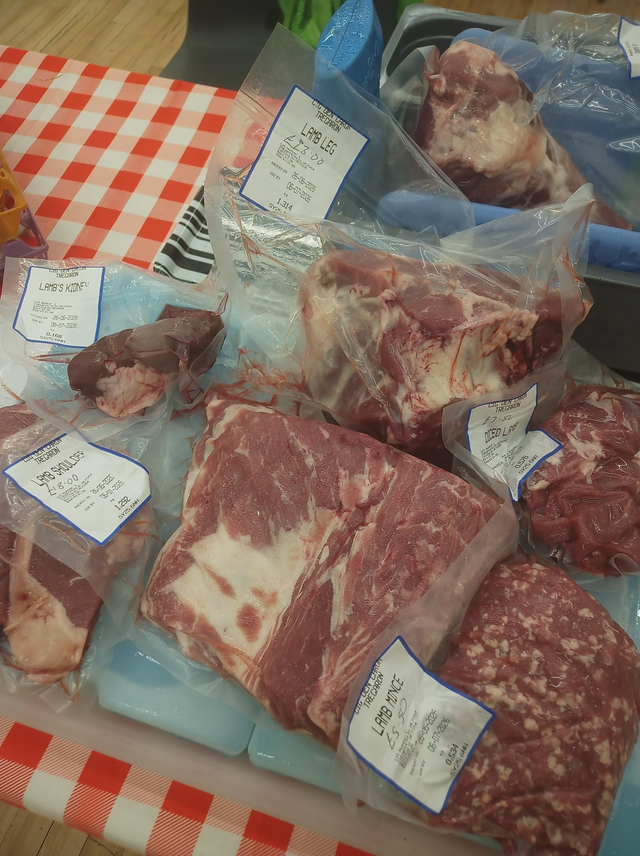 LAMB BOX, half a lamb 