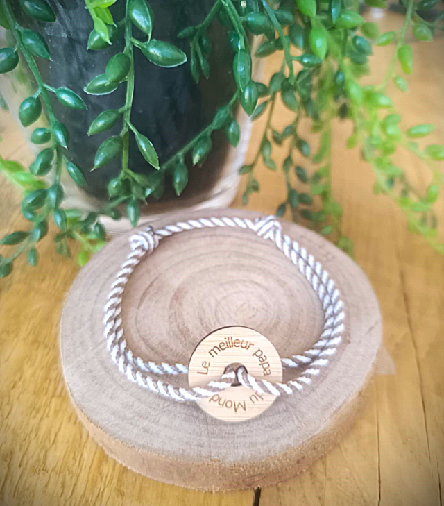 Bracelet médaille bois