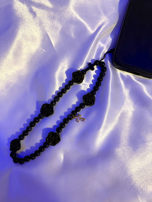 Bijou de téléphone N A H O R