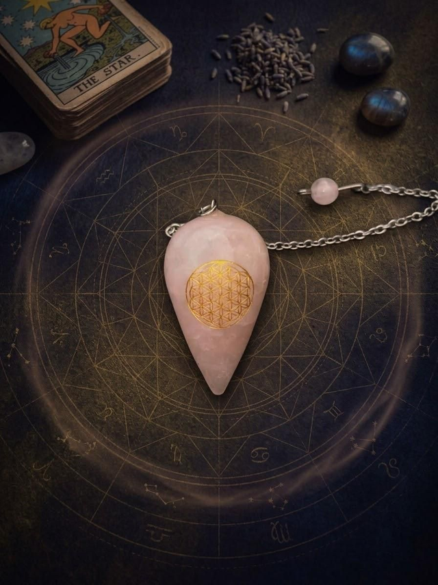 Pendule goutte quartz rose et fleur de vie