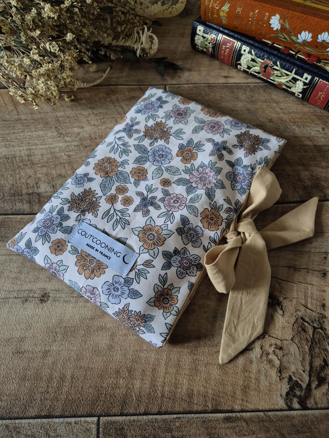Housse de livre molletonnée Fleurs