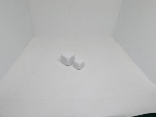 Dado blanco