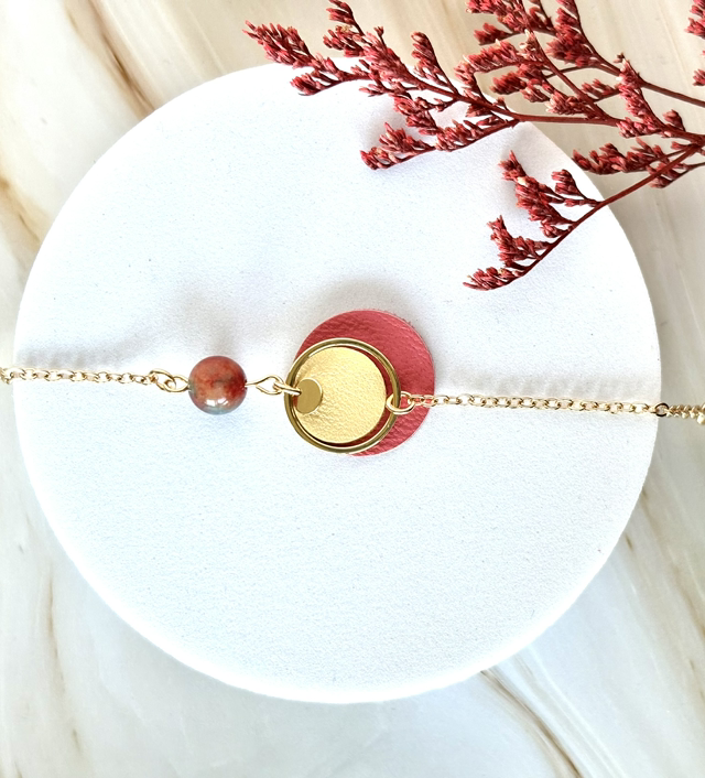 Bracelet INDISPENSABLE Doré à l’Or Cuir Coral Yellow Pearly 