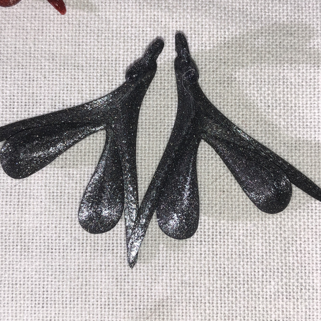 5- BO Clito noires pailletées 