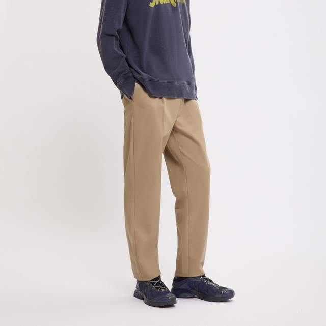 Universal Overall Tuck Tapered Bio Wash Pants Beige