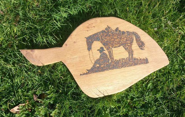 Dessous de plat où planche apéritive &quot;Cheval - Cavalier&quot;