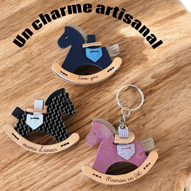 Porte clés cheval à bascule en cuir