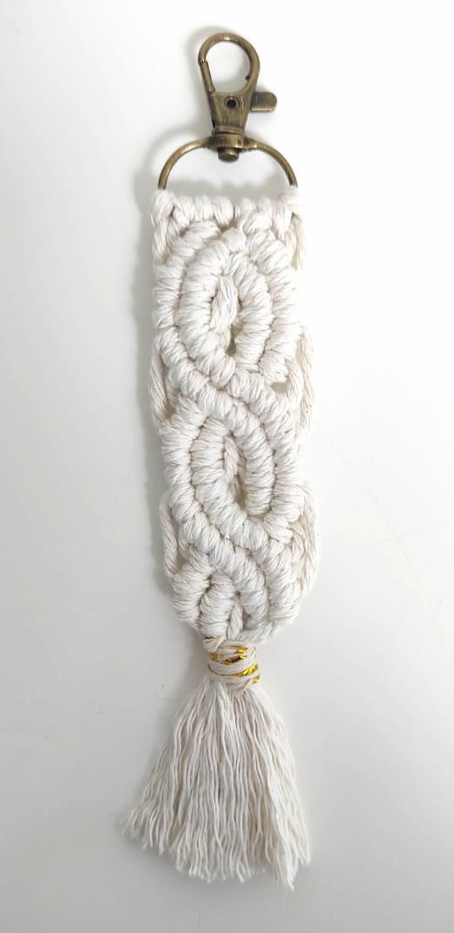 Porte clé en macramé naturel - carton personnalisable 