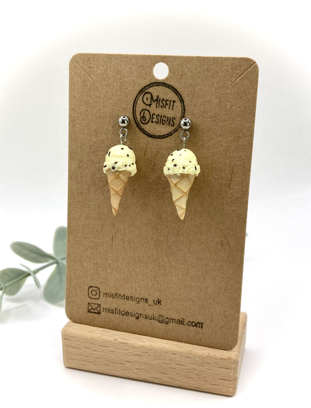 Chocolate chip ice cream earrings 