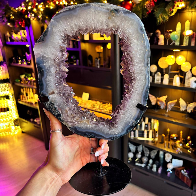 Amethyst Portal R57D