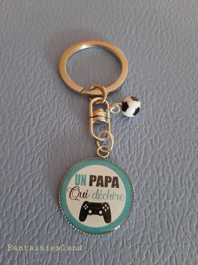 Porte-clés argenté -  un Papa qui déchire