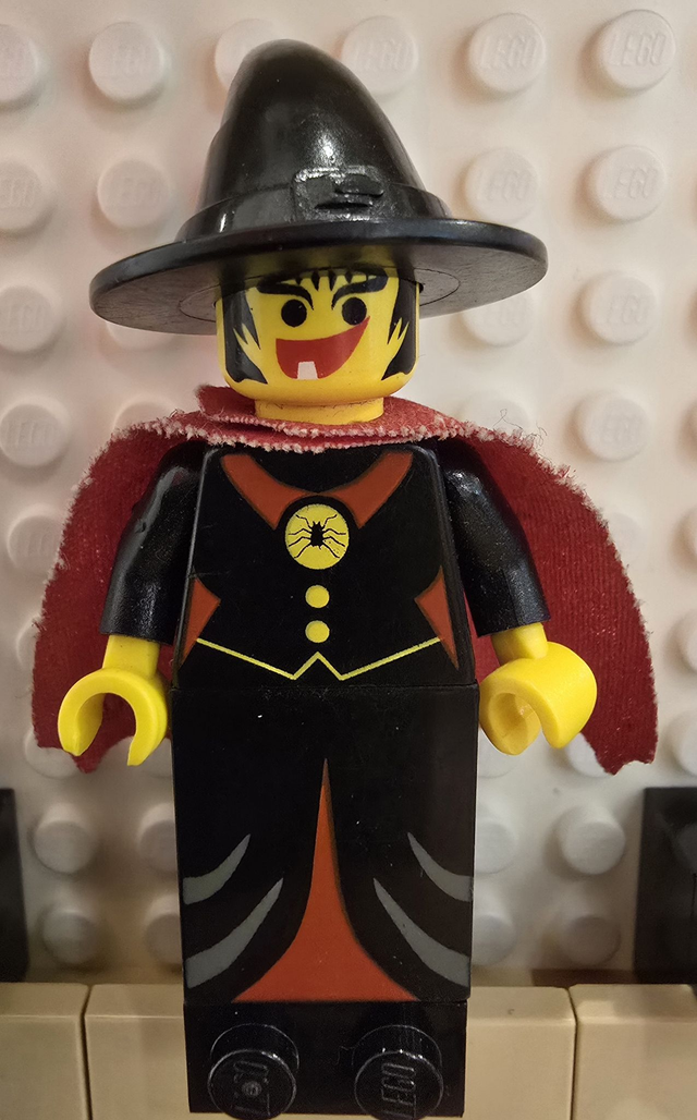 LEGO cas032 Hexe mit Umhang Minifigur