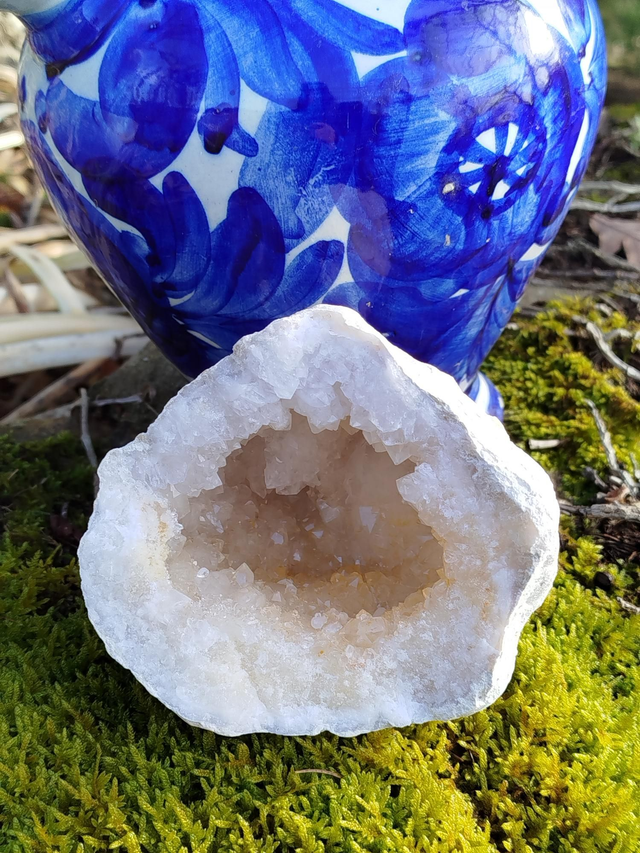Géode de Quartz ( Cristal de Roche) 