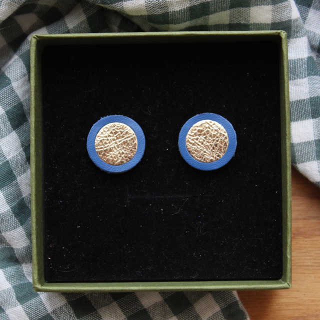 Boucles d’oreilles puces cuir rond