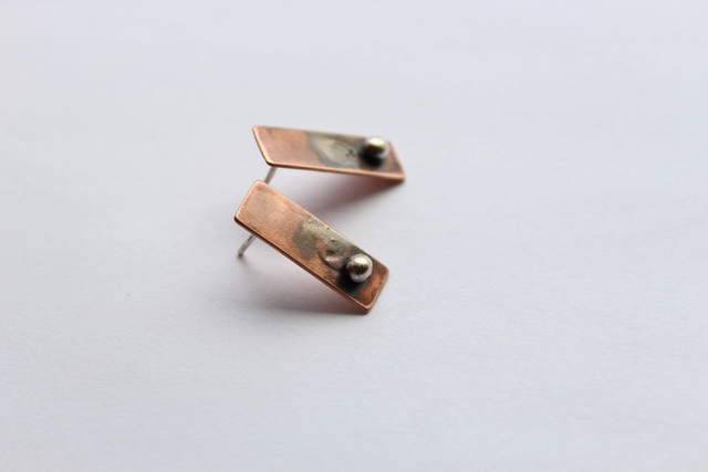 Copper bar &amp; ball earrings
