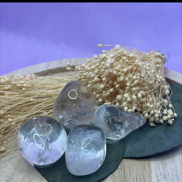 Pierre roulé Cristal de roche "Purification . clairvoyance . réalisation
