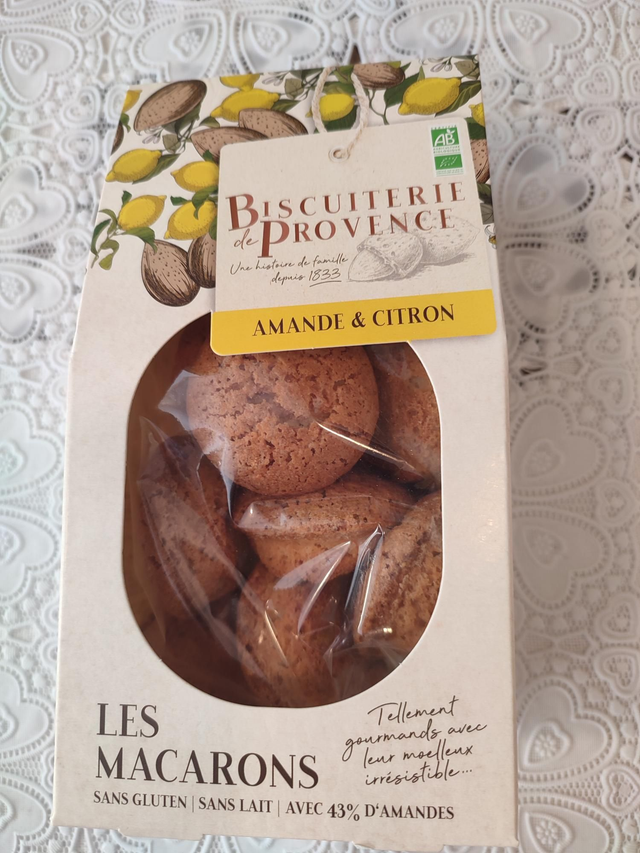 Macaron citron amande 