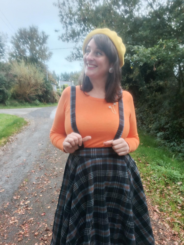 Jupe en laine/tartan à bretelles