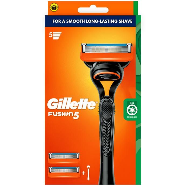 Gillette Fusion Manual Razor + 2 Blade Refills