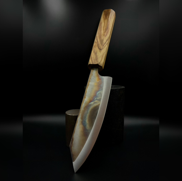 Kiritsuke en olivier. Longueur de tranchant 15cm acier 14c28n.