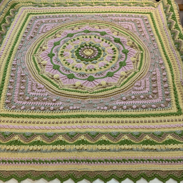 Crochet Large Lemon and Green Blanket 