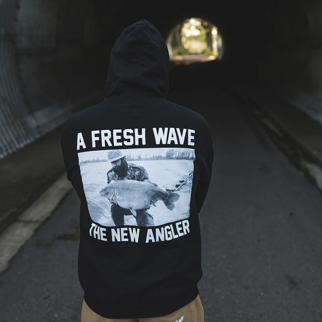 FRESH WAVE HOODIE I BLACK