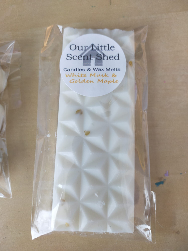 WHITE MUSK AND GOLDEN MAPLE