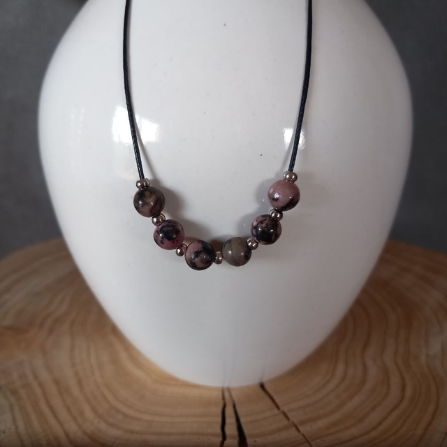 Collier en Rhodonite
