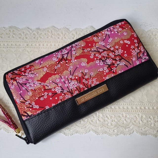 Portefeuille long zippé "Akina" rouge & simili cuir noir