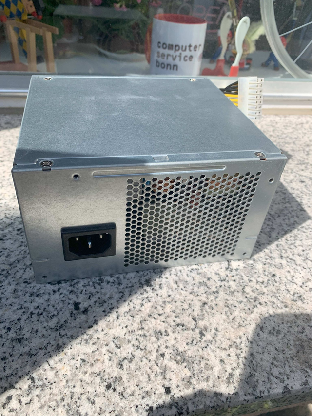 Fujitsu Netzteil  DPS-300AB-56 A 