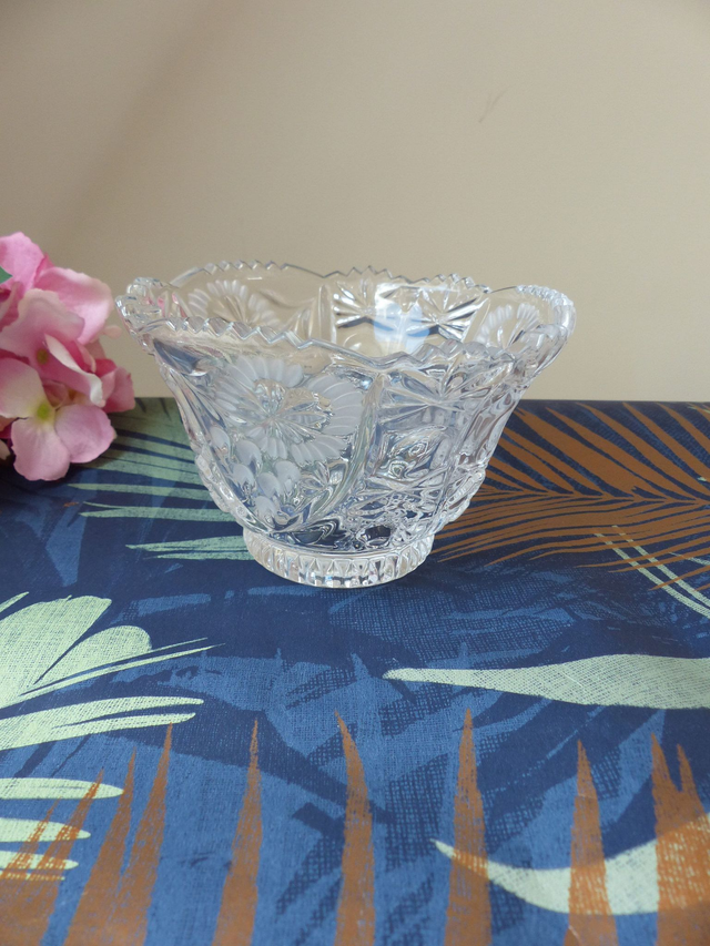 Ancien Vide Poche Romantique Verre Transparent et Opaque Décor de Fleurs, Petite Coupe Verre Décoration Chambre Salon Salle de Bain, Cadeau