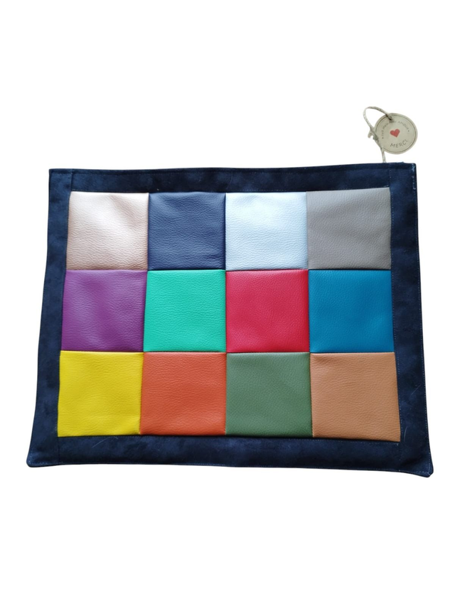 Housse d&#039;ordinateur portable en patchwork de simili cuir